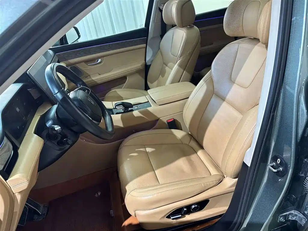 AITO Wenjie AITO M5 2022 Extended Range AWD Flagship фото 20