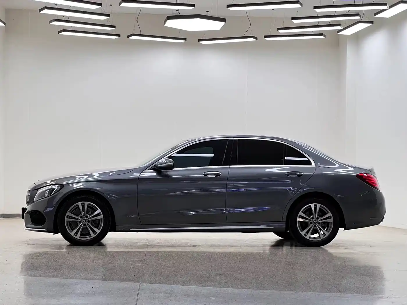 Mercedes-Benz C-Class 2018 C 200 L Sport Edition фото 7