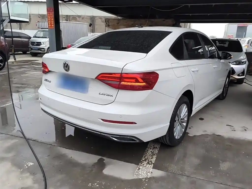Volkswagen Lavida 2019 1.5L Auto Vision Edition China VI фото 7