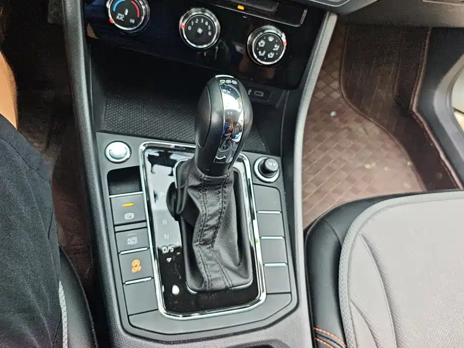 Volkswagen Bora 2026 2026 200TSI DSG PRO Edition