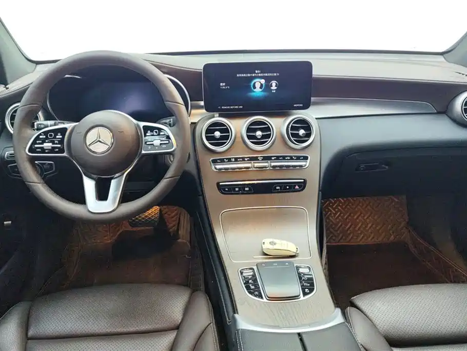 Mercedes-Benz GLC 2022 Facelift II GLC 260 L 4MATIC Luxury фото 12