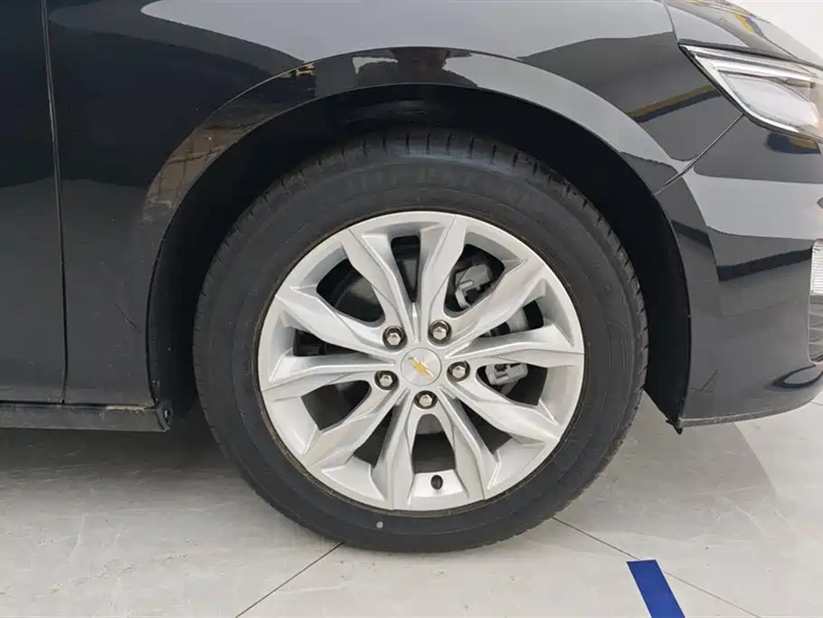 Chevrolet Malibu XL 2023 1.5T RS Edition фото 6