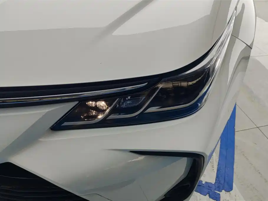 Toyota Corolla 2021 1.2T S-CVT Elite PLUS Edition фото 5