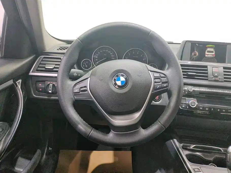 BMW 3 Series 2017 320Li Fashion фото 15