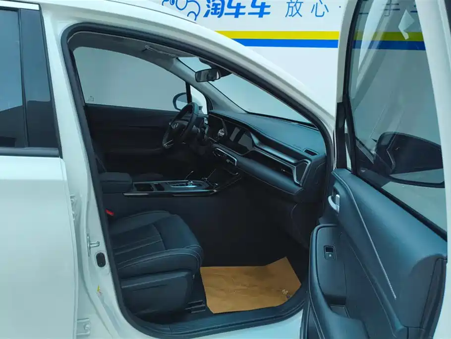 GAC Trumpchi Trumpchi GS4 2023 270T Auto Smart Tech Edition фото 8