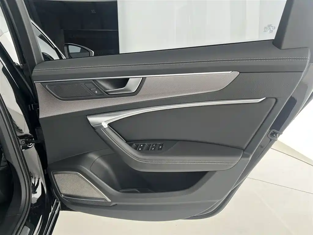 Audi A6L 2022 55 TFSI quattro Premium Dynamic фото 31