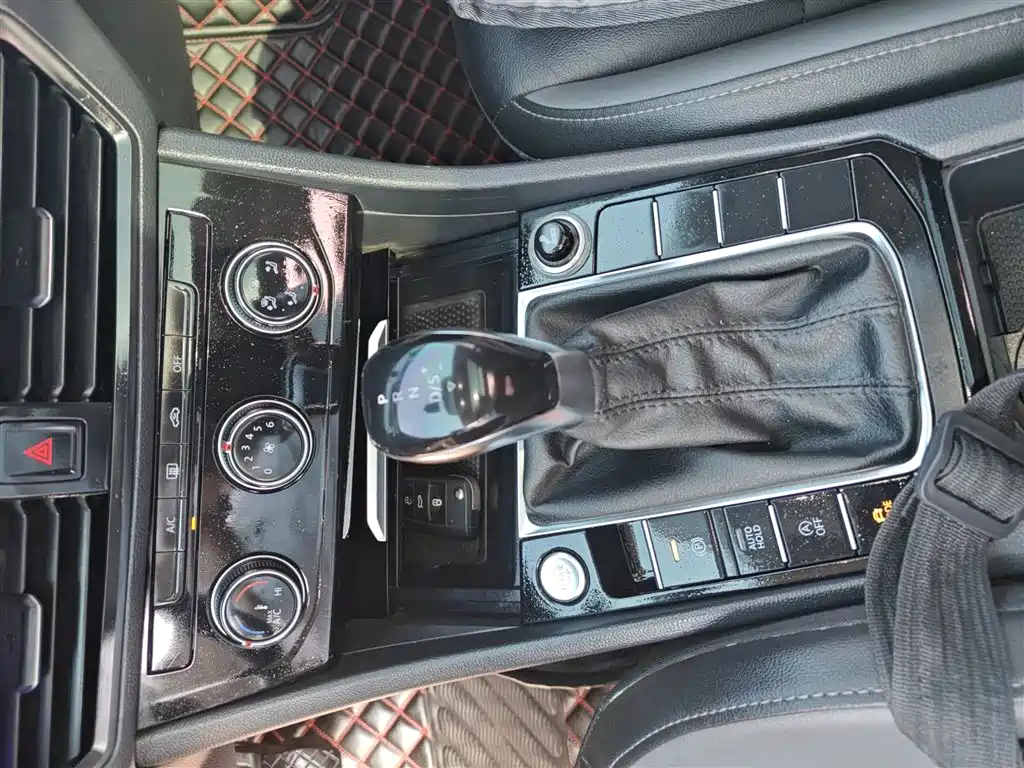 Volkswagen Sagitar 2019 200TSI DSG Comfort Edition China VI фото 14