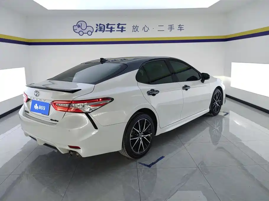 Toyota Camry 2021 2.5S Feng Shang Edition фото 3