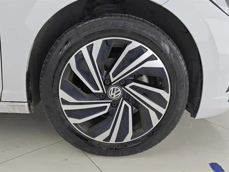 Volkswagen Sagitar 2021 280TSI DSG Surpassing Edition фото 6