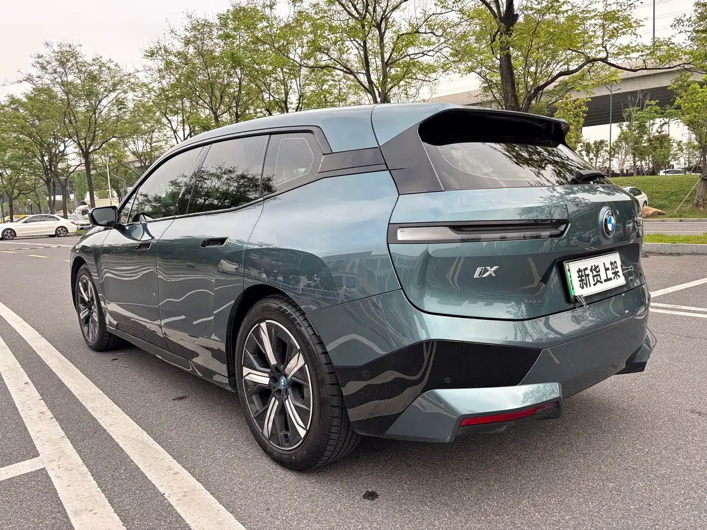 BMW iX 2022 xDrive40 фото 20