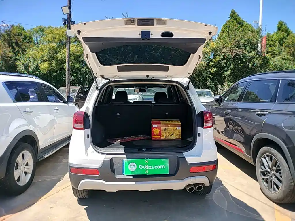 Kia KX3 2017 2017 1.6T Automatic Proud Elegance Edition