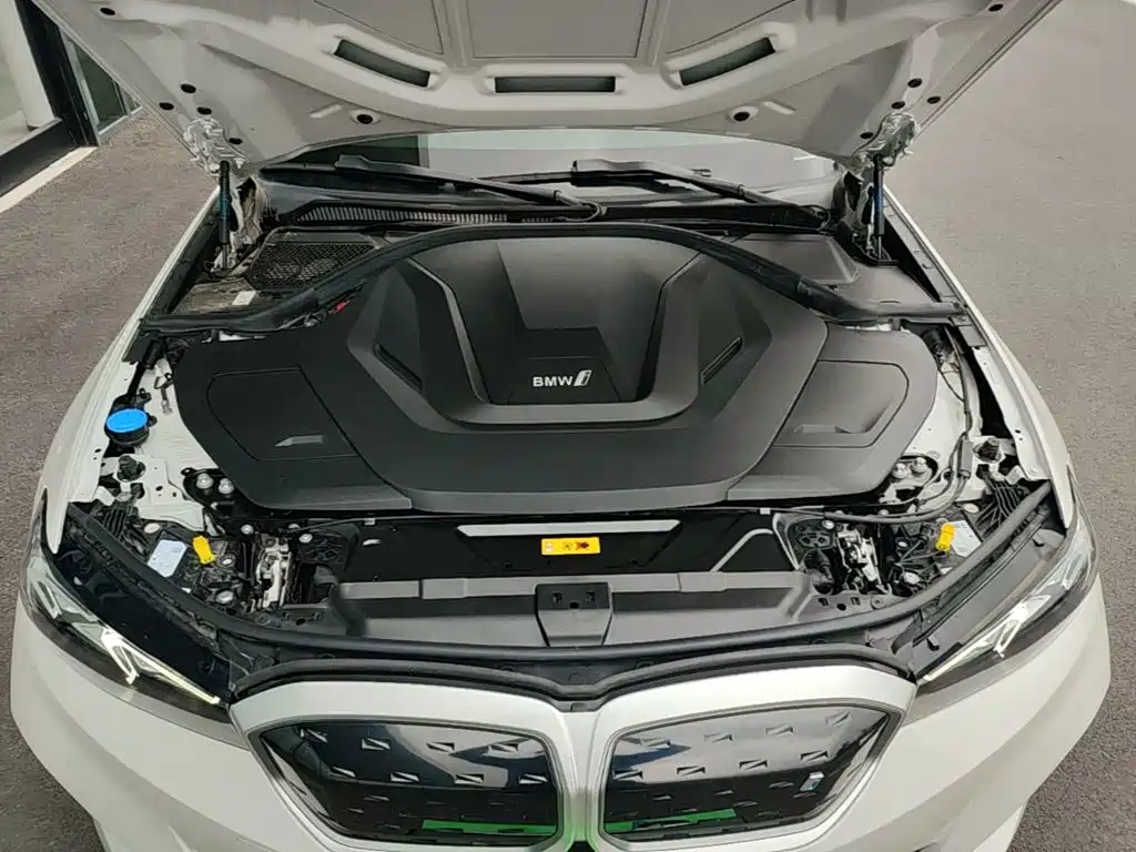 BMW i3 2025 2024 eDrive 35 L