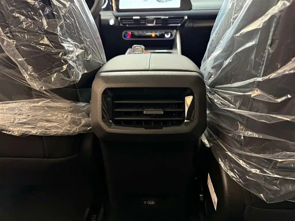 GAC Trumpchi Trumpchi GS3 2026 GS3 Emzoom 270T Sport Edition фото 22