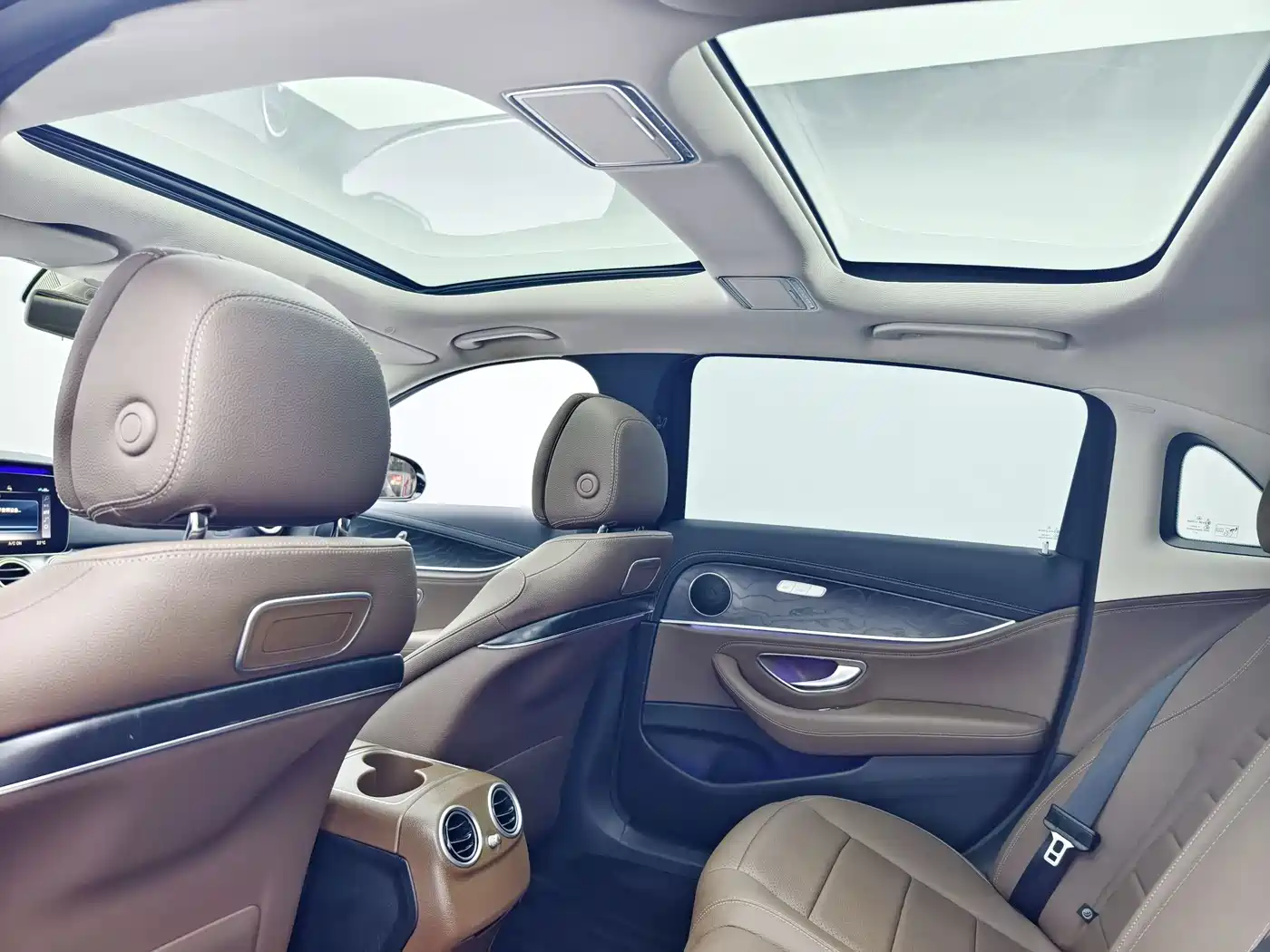 Mercedes-Benz E-Class 2019 Facelift E 300 L Sport Fashion фото 13