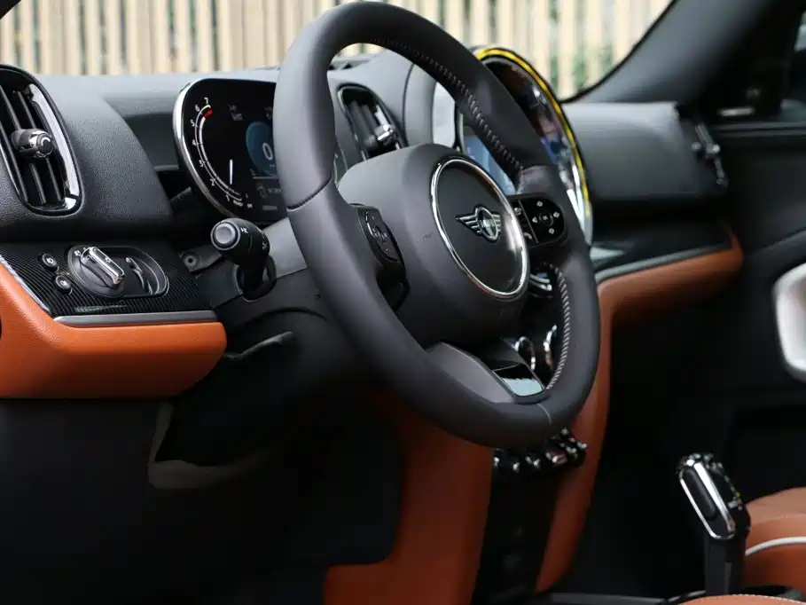 MINI COUNTRYMAN 2024 2023 Facelift 2.0T COOPER S ALL4 Connoisseur