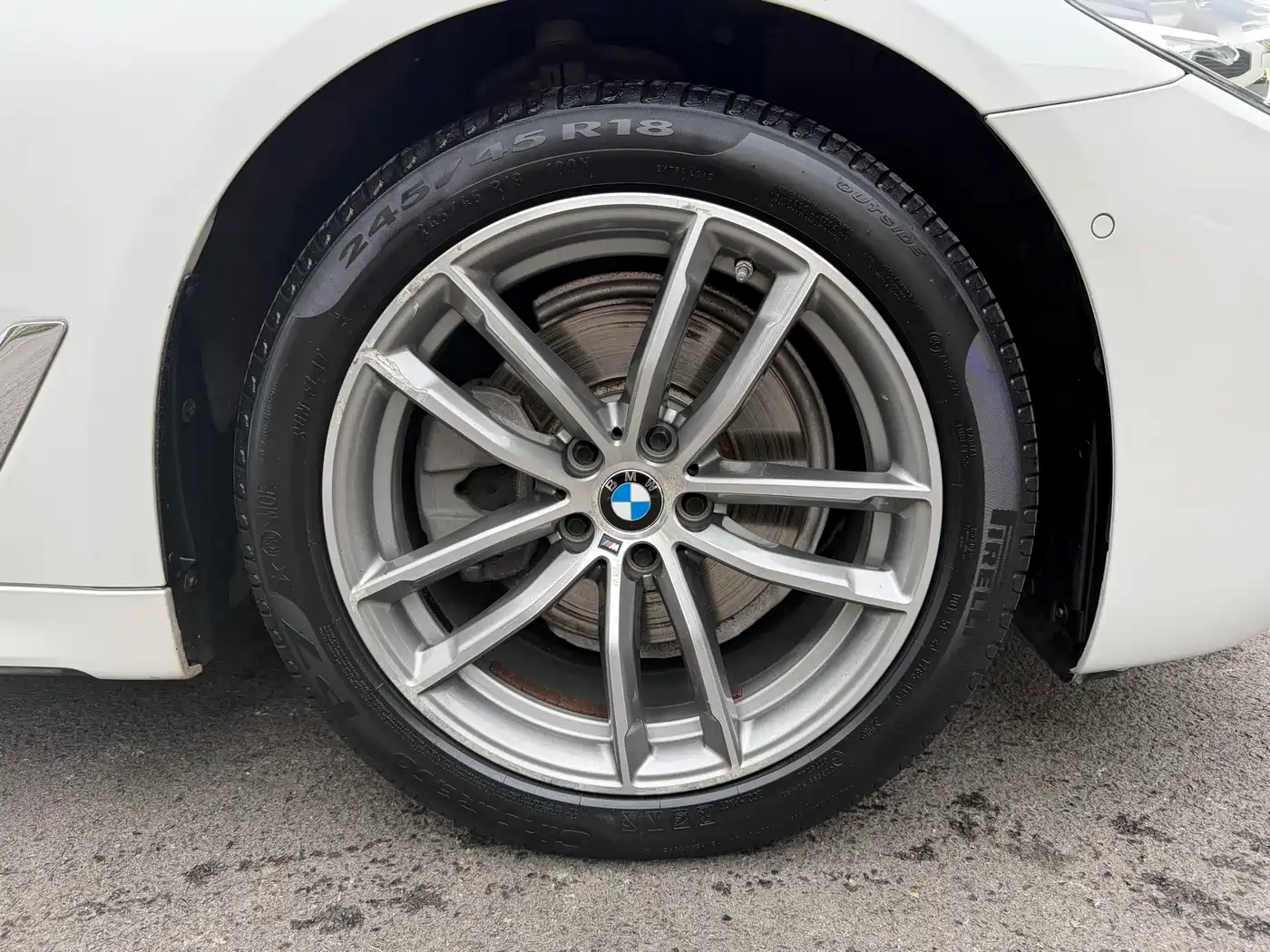 BMW 5 Series 2020 525Li M Sport Package фото 4