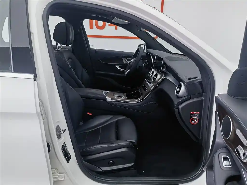 Mercedes-Benz GLC 2021 GLC 260 L 4MATIC Luxury фото 23