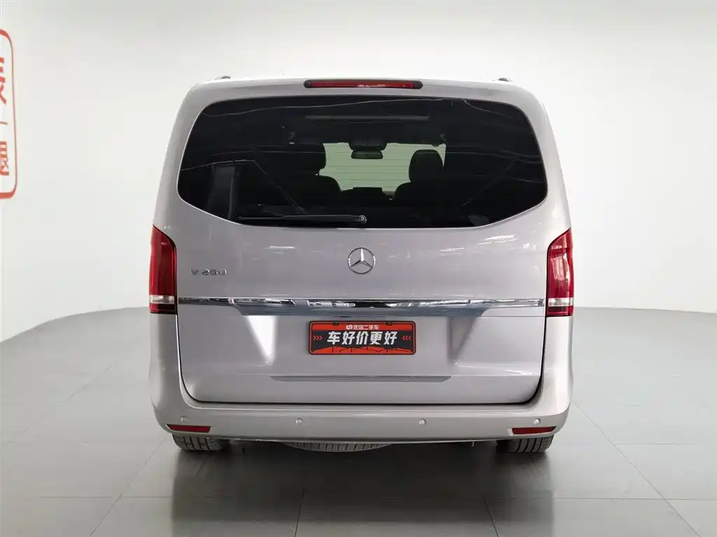 Mercedes-Benz V-Class 2016 V 260 L Premium Long фото 4