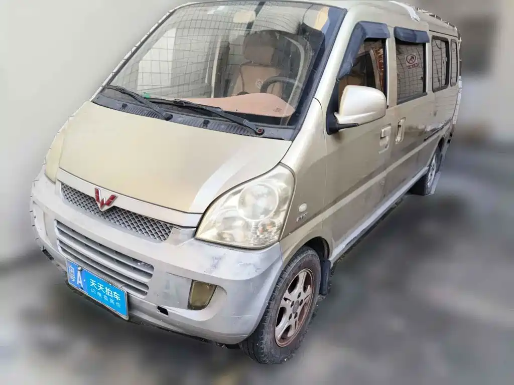 Wuling Motors Wuling Rongguang 2013 2012 1.5L Extended Standard Model