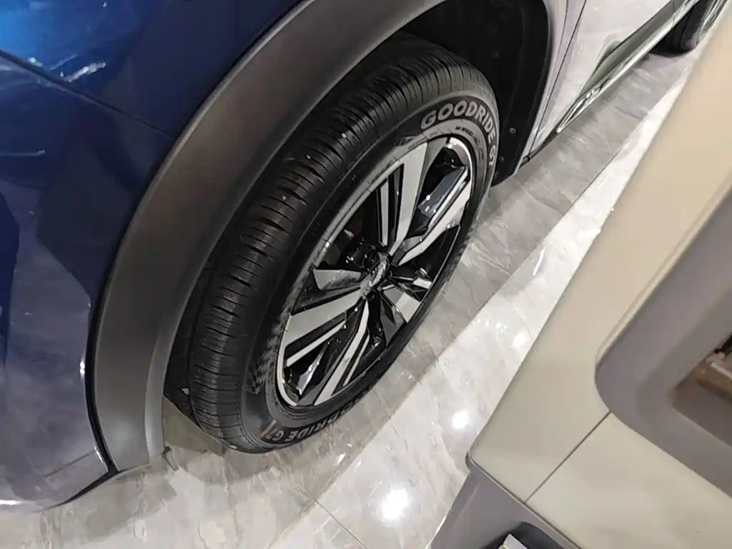 Фото 23 - Nissan X-Trail
