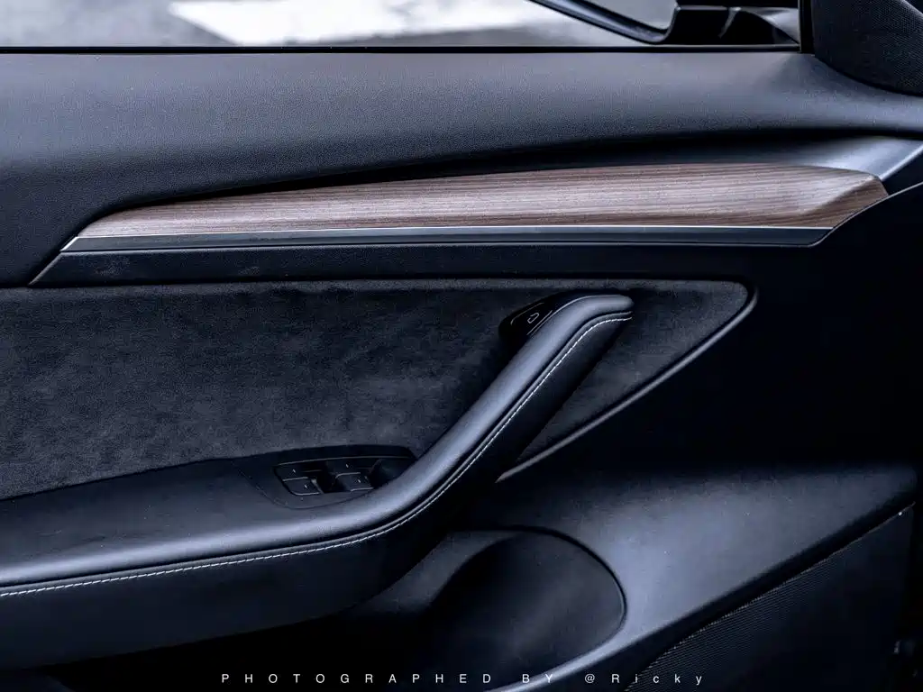 Фото 10 - Tesla Model 3