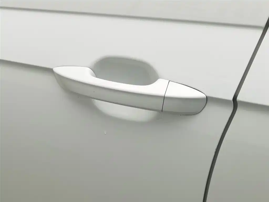 Volkswagen Polo 2023 Facelift Plus 1.5L Auto Joyful Living Edition фото 18