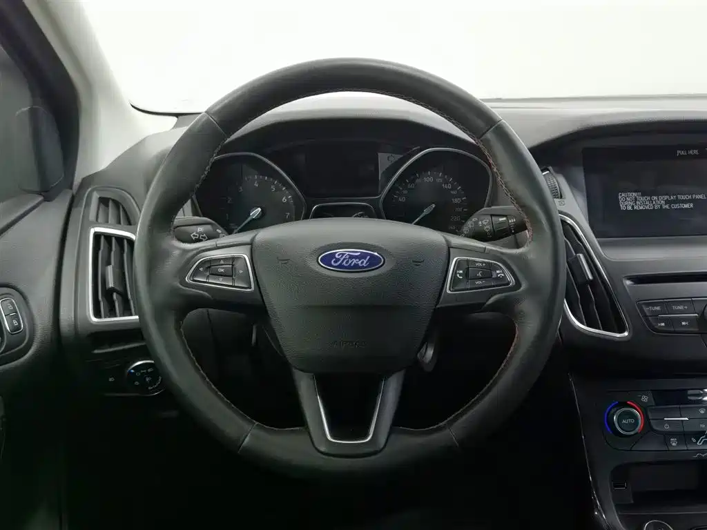 Ford Focus 2017 1.5T CTCC White-Black Limited Edition фото 11