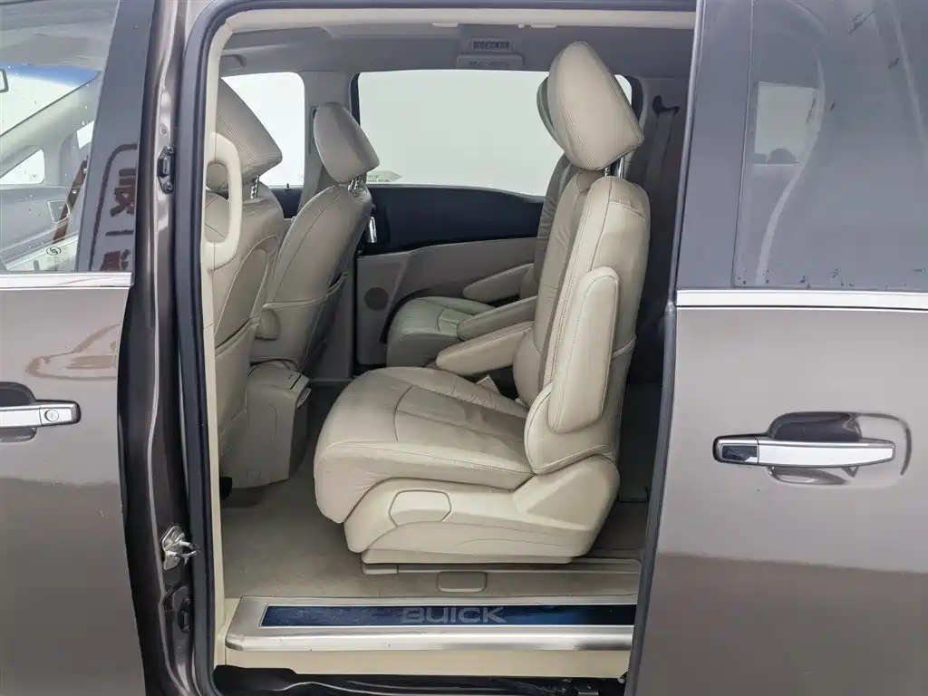 Buick GL8 2017 25S Luxury China V фото 15