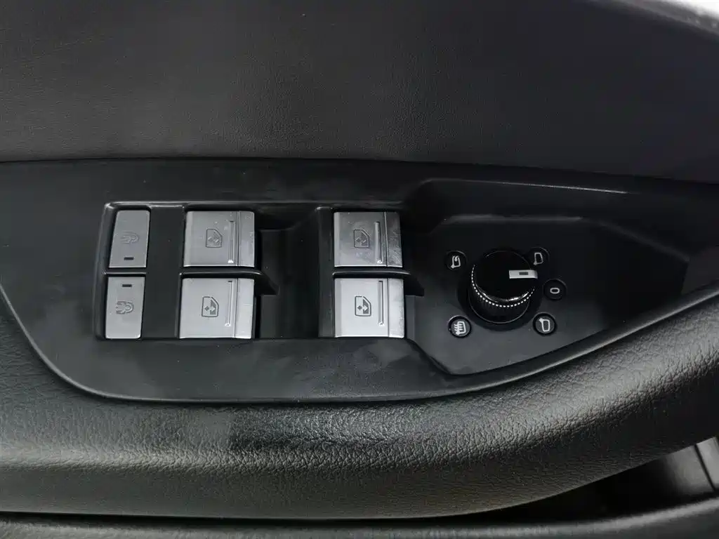 Audi A6L 2023 45 TFSI Premium Selection Dynamic фото 9