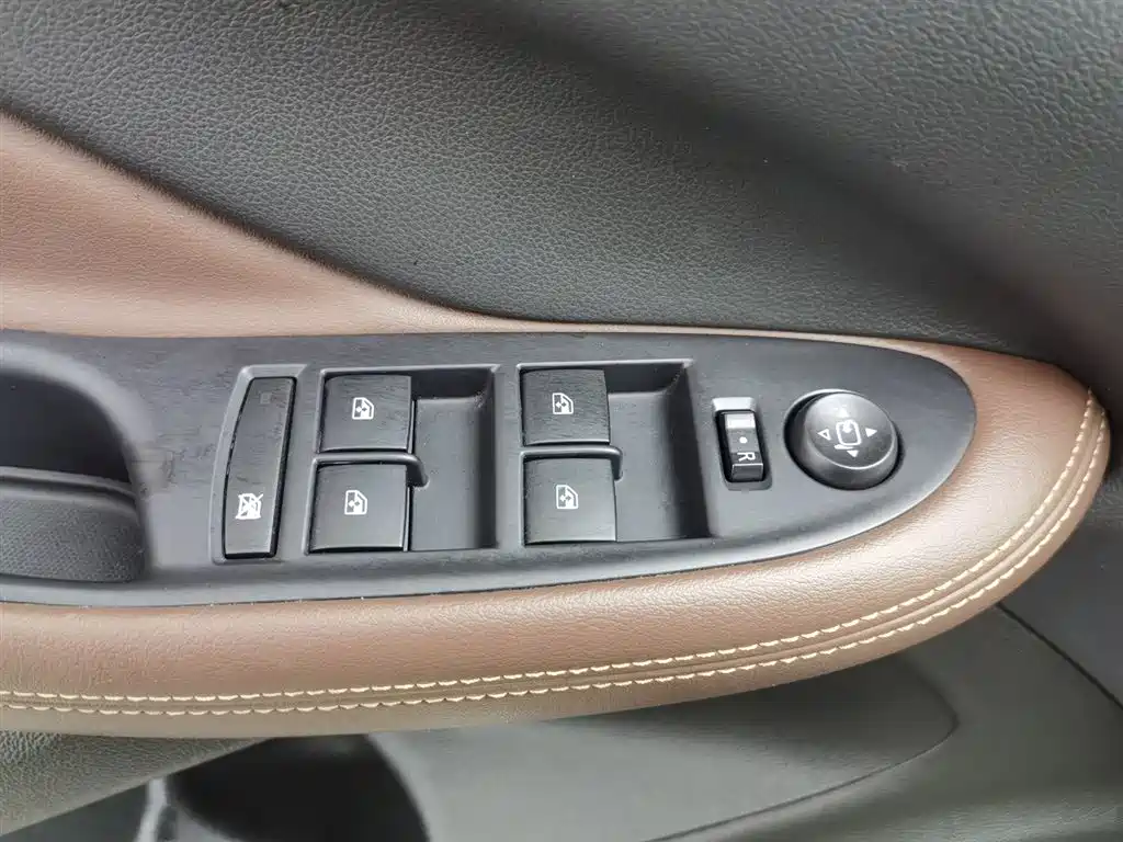 Buick Envision Plus 2021 532T FWD Elite Trim фото 9