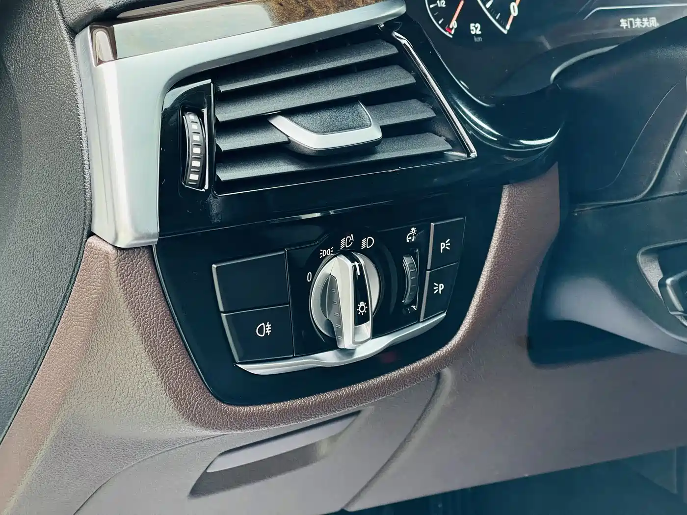 BMW 5 Series 2019 Facelift 525Li Luxury Package фото 12