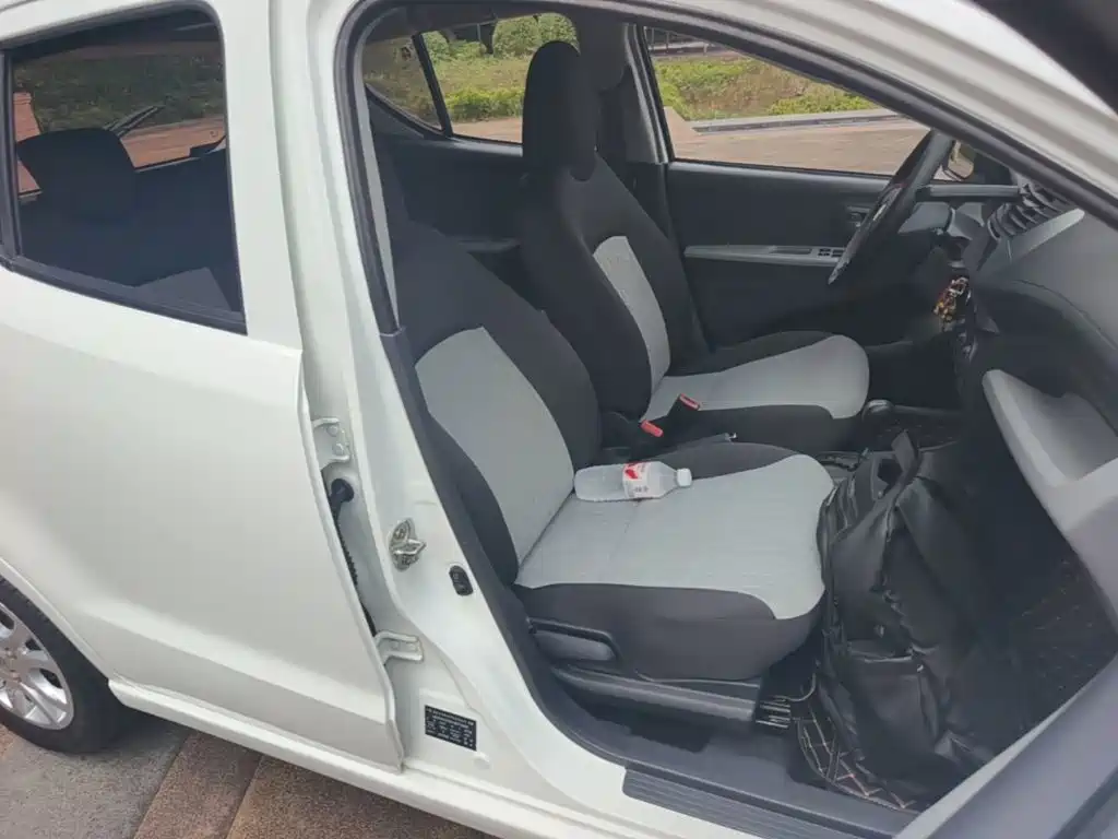 Suzuki Alto 2017 2013 1.0L Automatic Deluxe