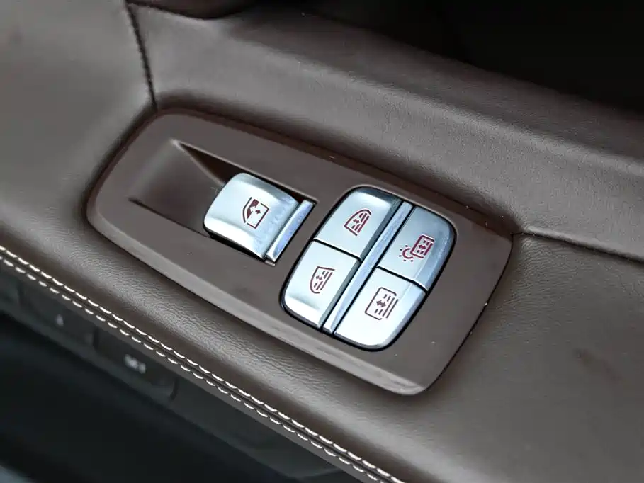 BMW 7 Series 2021 Model 730Li Luxury Package фото 29