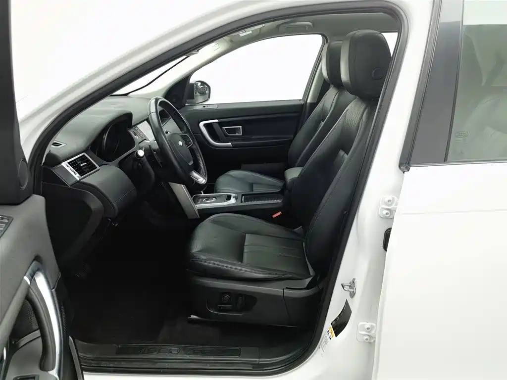 Land Rover Discovery Sport 2017 2.0T SE фото 10