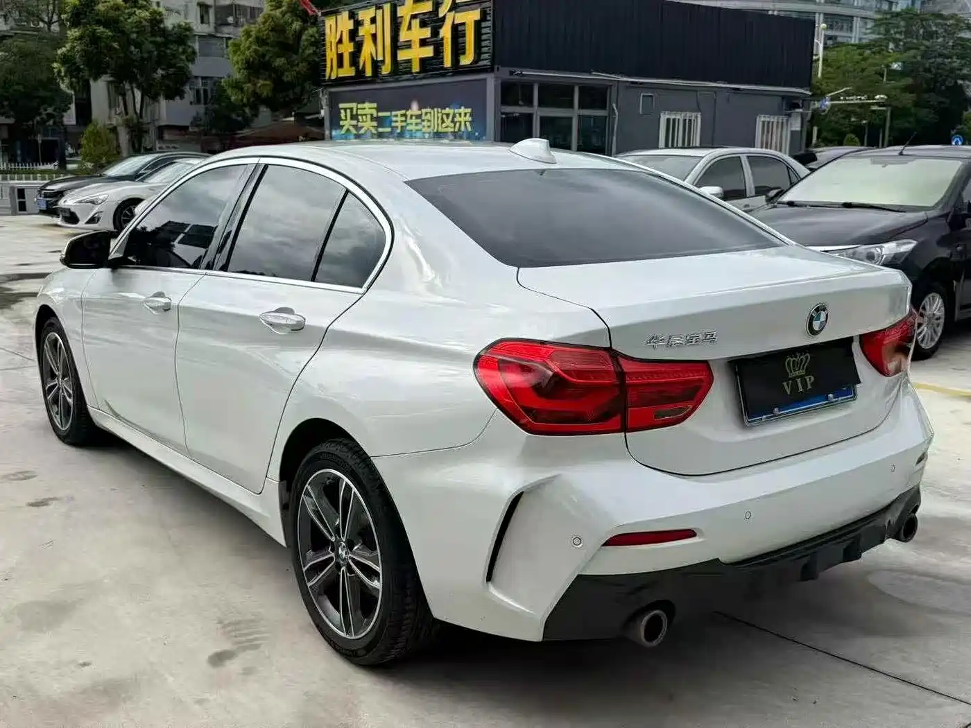 BMW 1 Series 2023 2022 120i M Sport