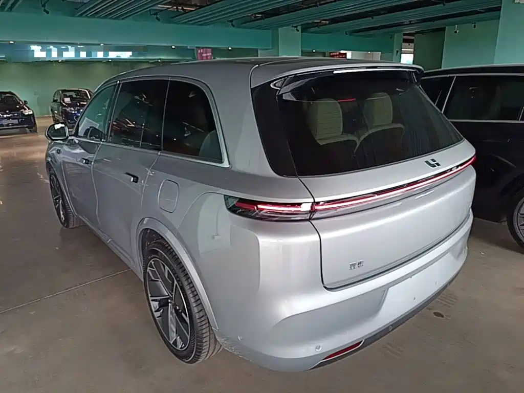 Li Auto L8 2025 2025 Ultra Smart Renewal Edition
