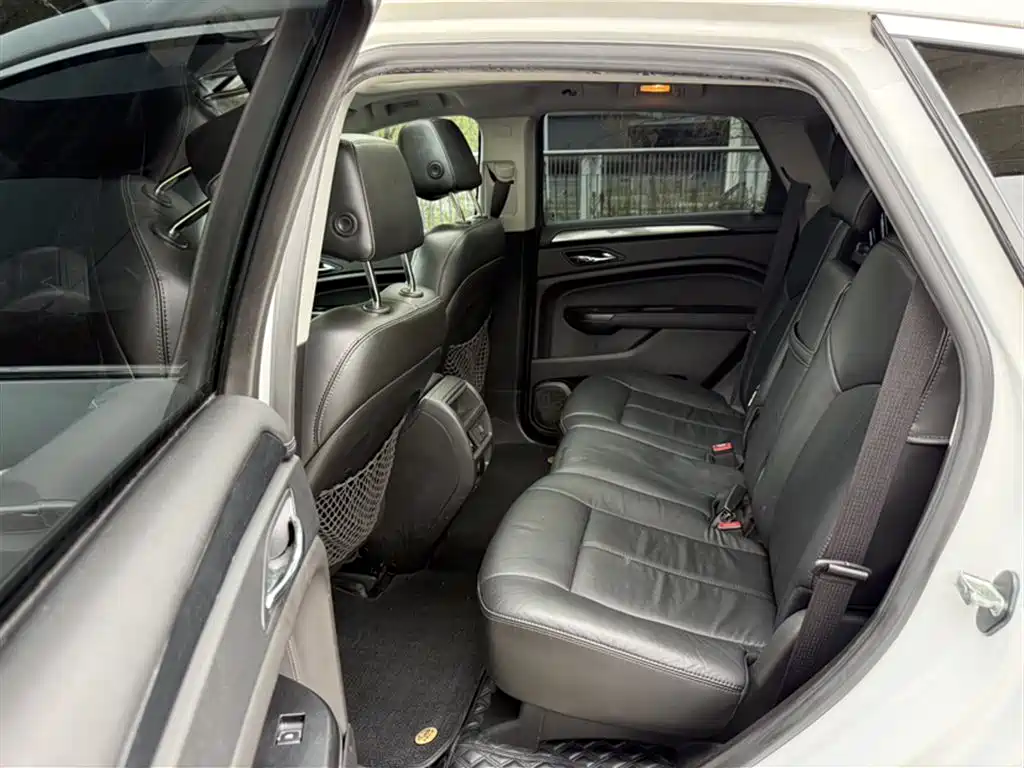 Cadillac SRX 2015 3.0L Comfort фото 19
