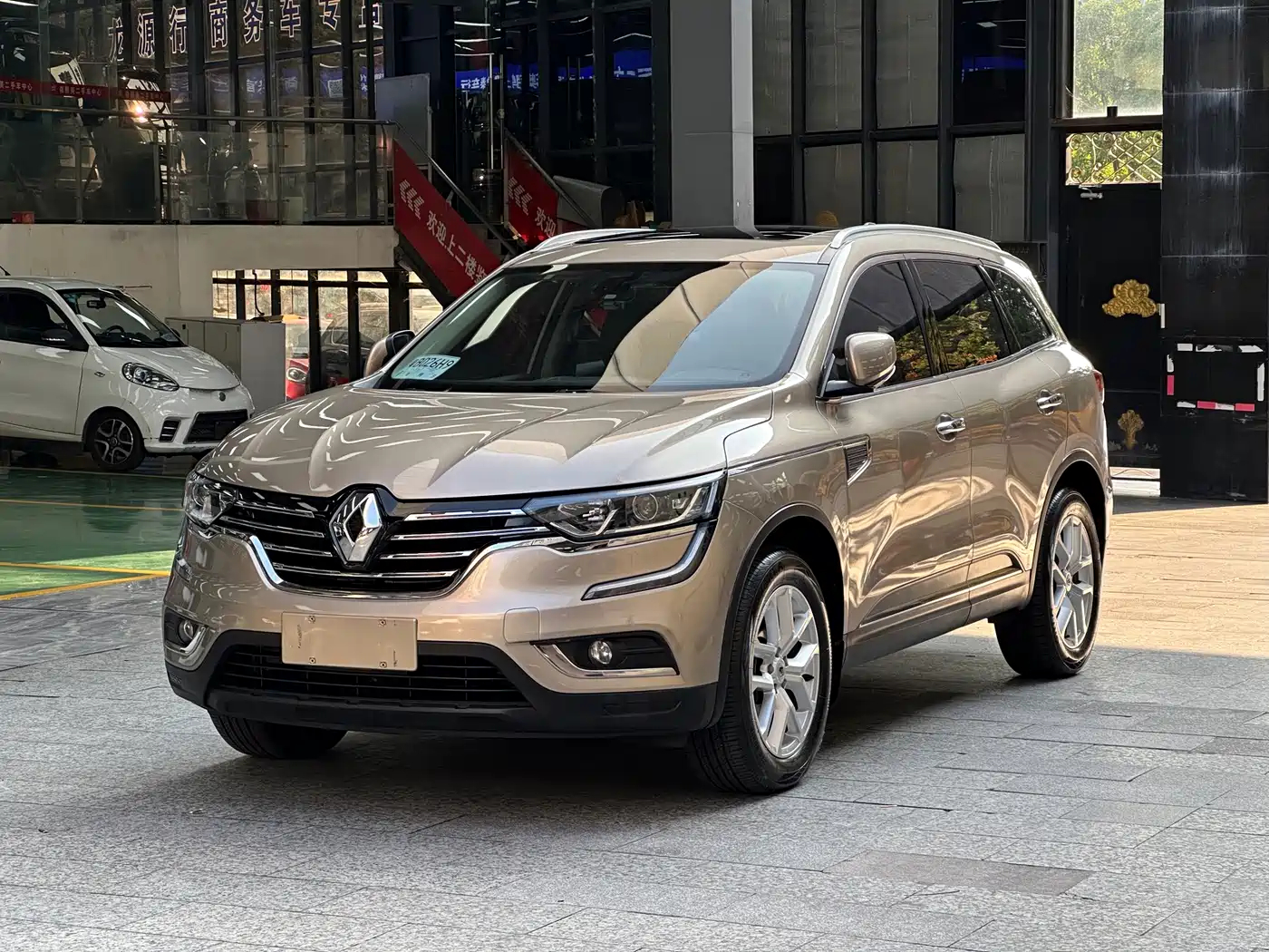 Renault Renault Koleos 2017 2.5L 2WD Premium Edition