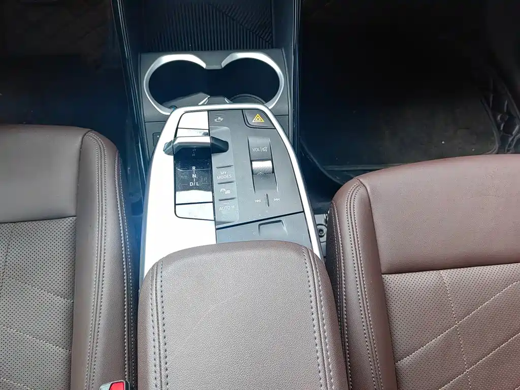 BMW X1 2024 2023 sDrive20Li X Design Package