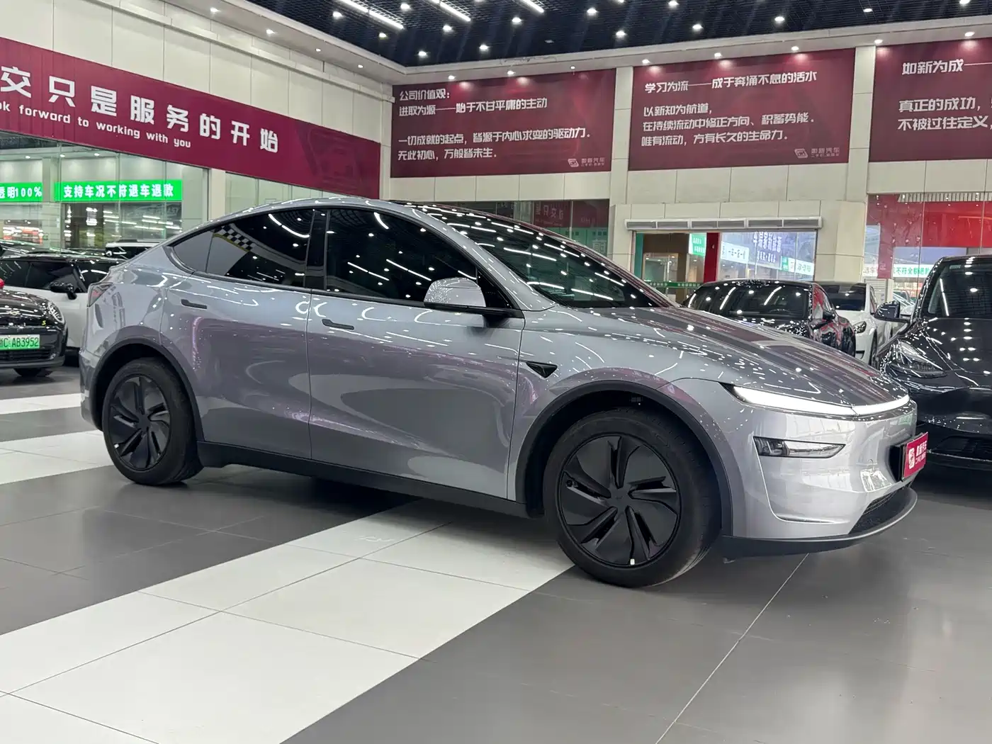 Tesla Model Y 2026 2026 Rear-Wheel Drive