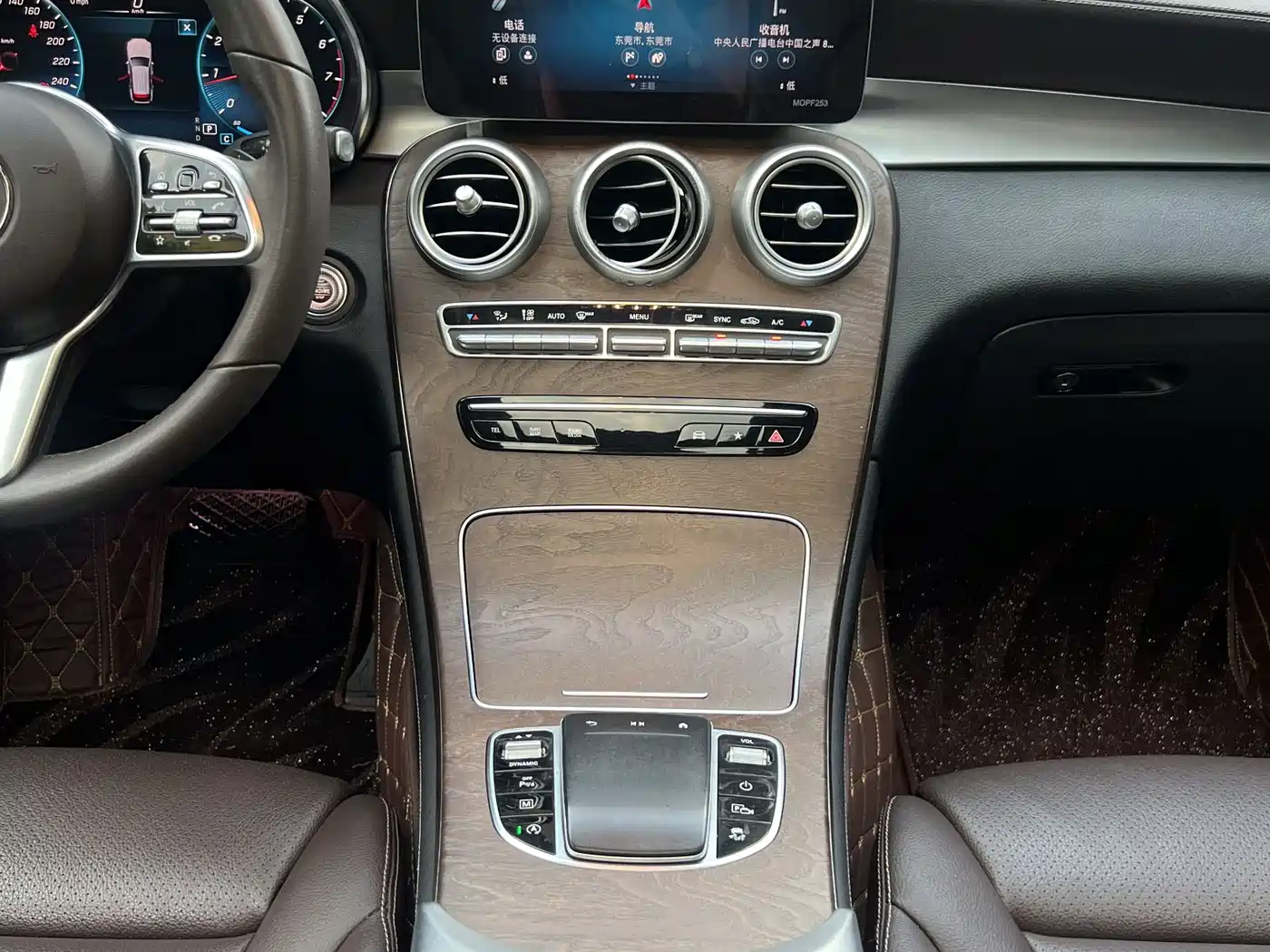 Mercedes-Benz GLC 2020 GLC 300 L 4MATIC Dynamic фото 10