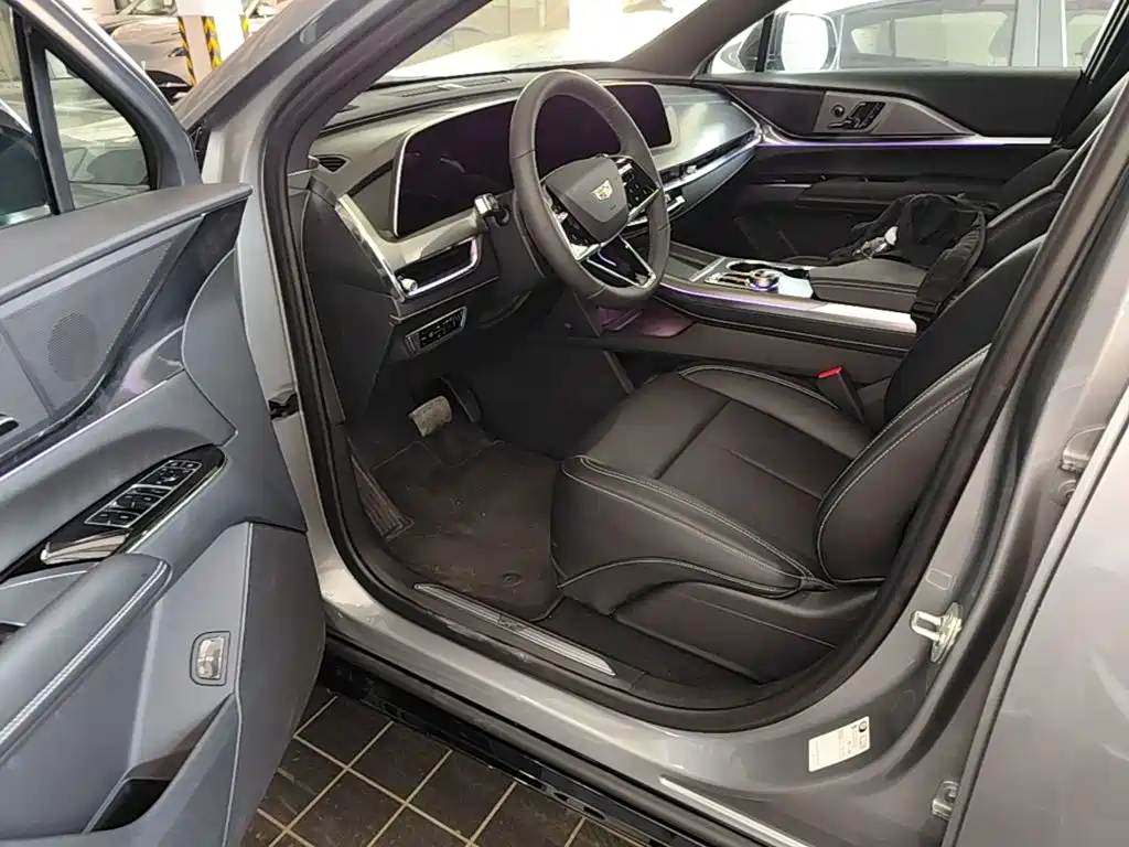 Cadillac XT5 2026 2026 2.0T Luxury Model