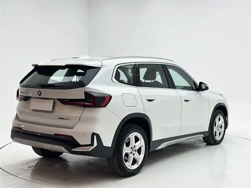 BMW X1 2023 sDrive20Li X Design Package фото 6