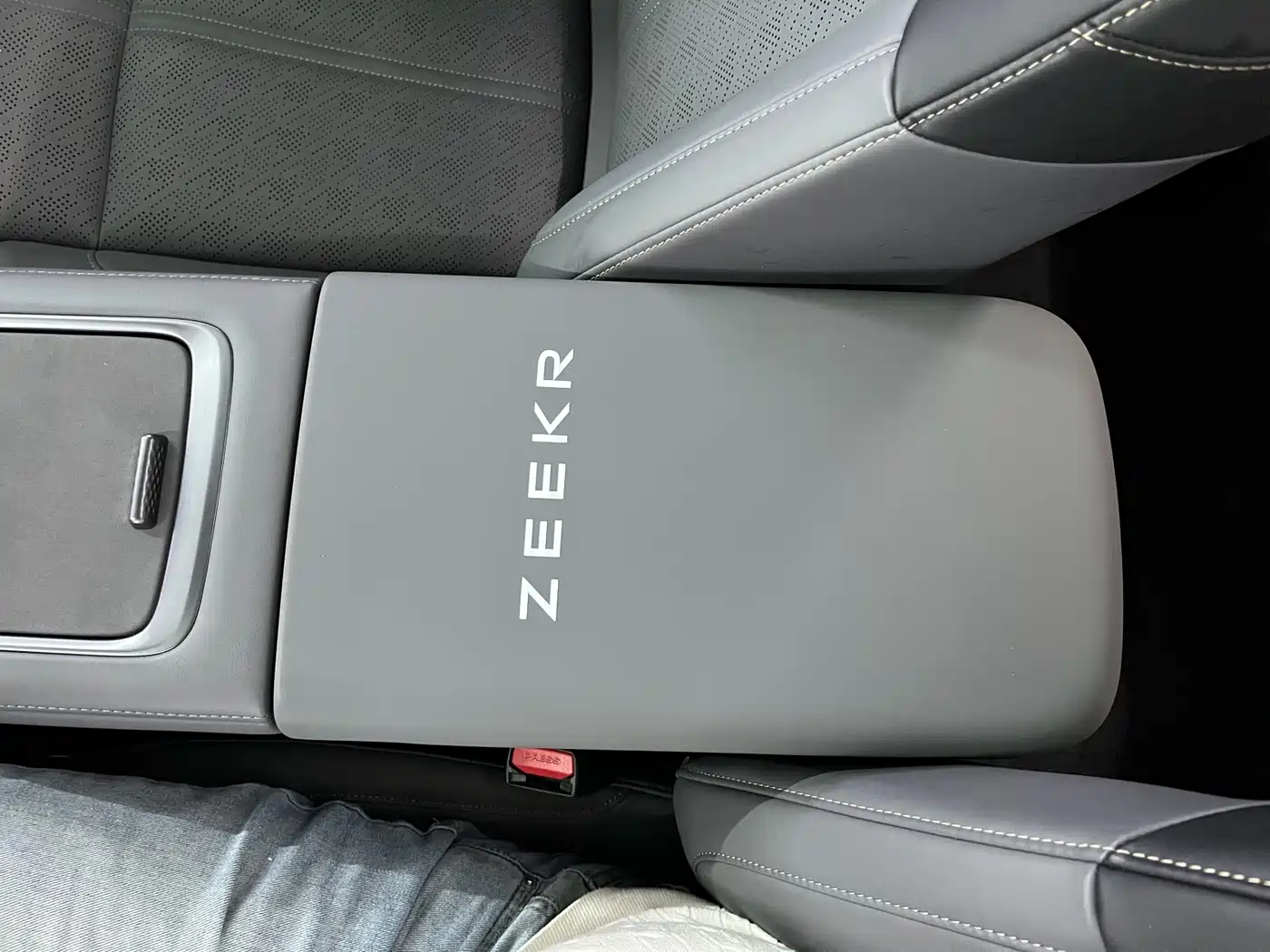 ZEEKR 7X 2025 2025 100kWh Long Range RWD Smart Driving Edition