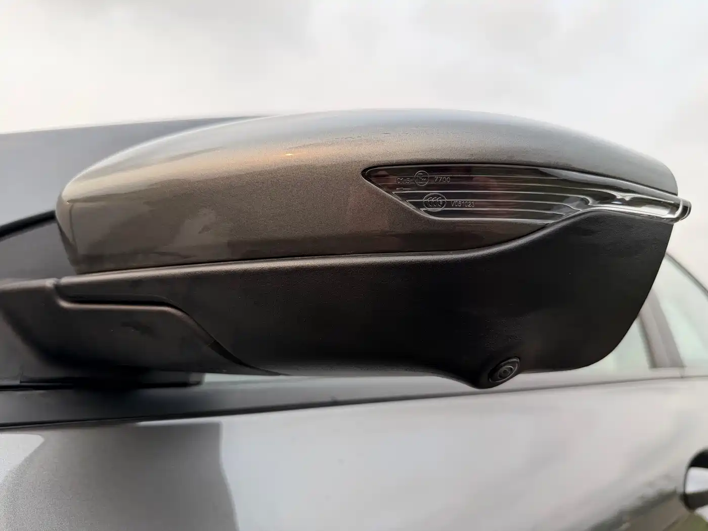 GEELY AUTOMOBILE BINRUI