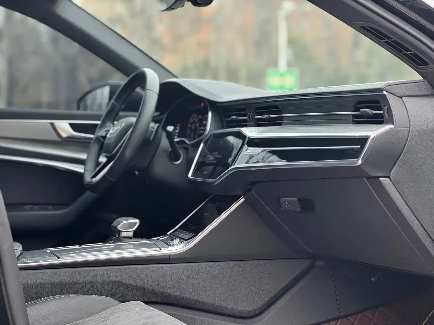 Audi A6L 2020 40 TFSI Luxury Dynamic фото 12