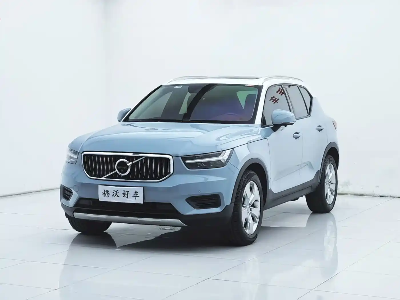 Фото 1 - Volvo XC40 (Import)