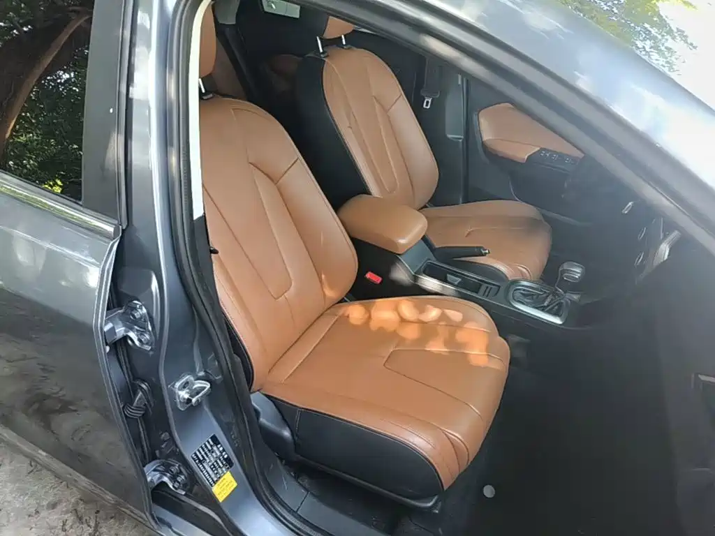 MG GT 2017 2016 Model 1.5T Automatic Premium Luxury Edition