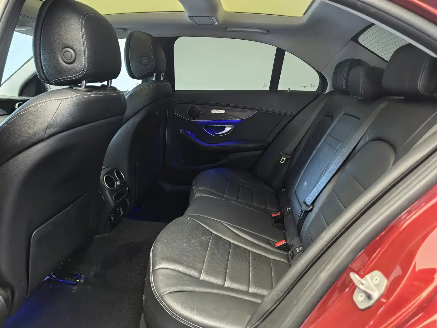 Mercedes-Benz C-Class, миниатюра 16
