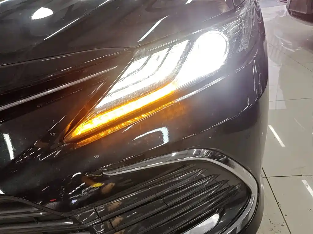 Toyota Camry 2021 2.0G Luxury Edition фото 23